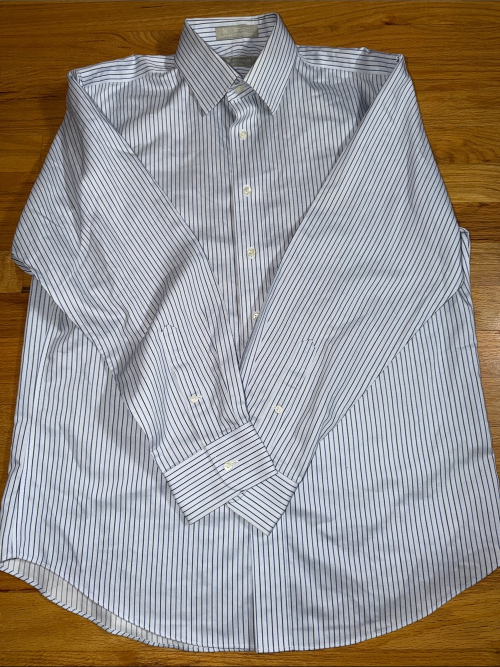 Nordstrom Men's Pinstripe Dress Shirt White Navy Black Size 15.5
